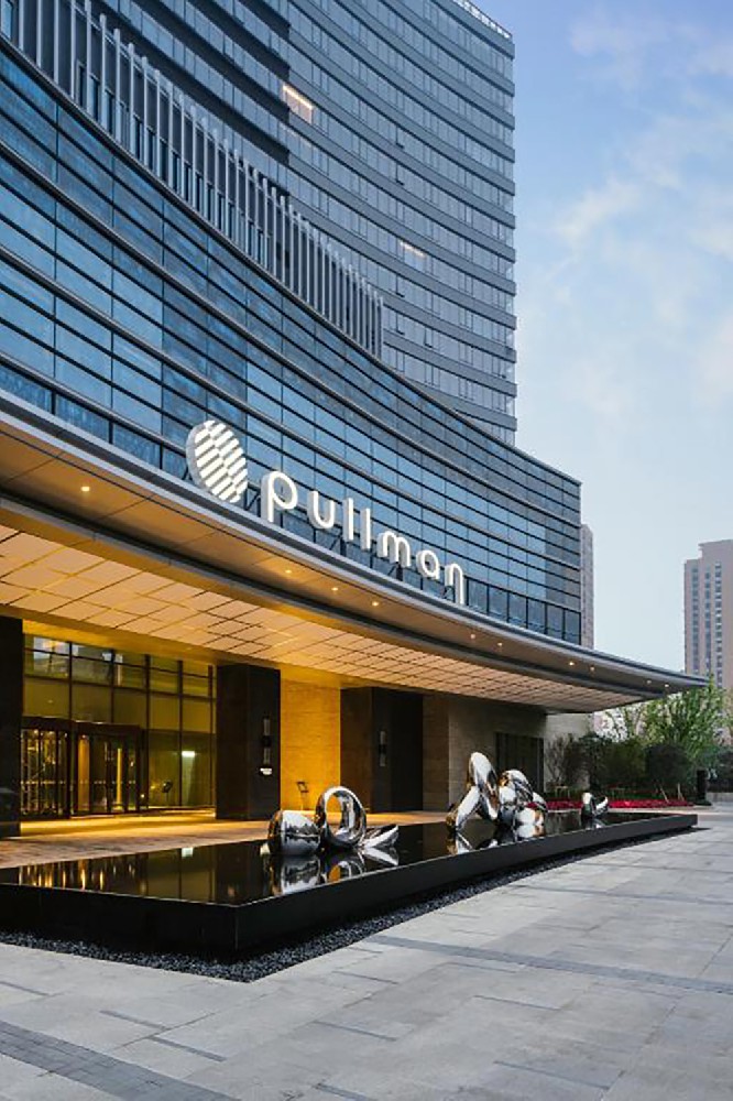 上海卓越铂尔曼大酒店